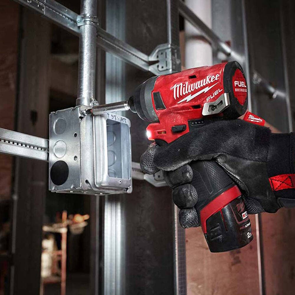 Milwaukee M12 FID-202X Darbeli Vidalama